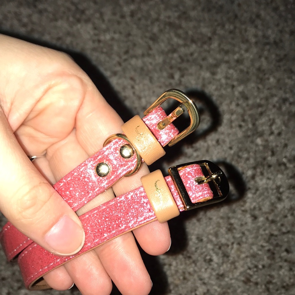 Set - Picture 2 of 3